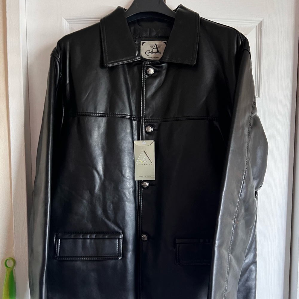 Top of the line men’s soft leather coat. Mint condition never worn.